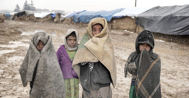 displaced Afghan children