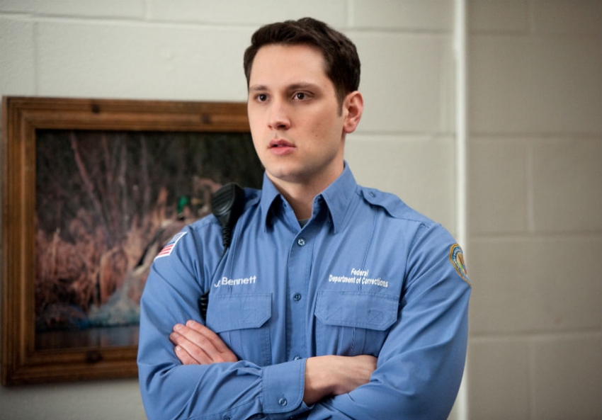 Orange Is The New Black Season 2 Episodes 8 And 9 Kiss Kiss