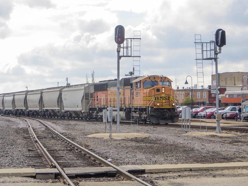 What are some railroad employment opportunities?