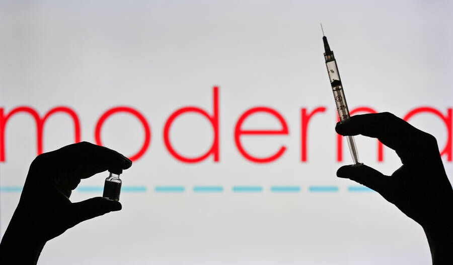 Moderna Plans 4,000% Markup for Covid Vaccine (inthesetimes.com)