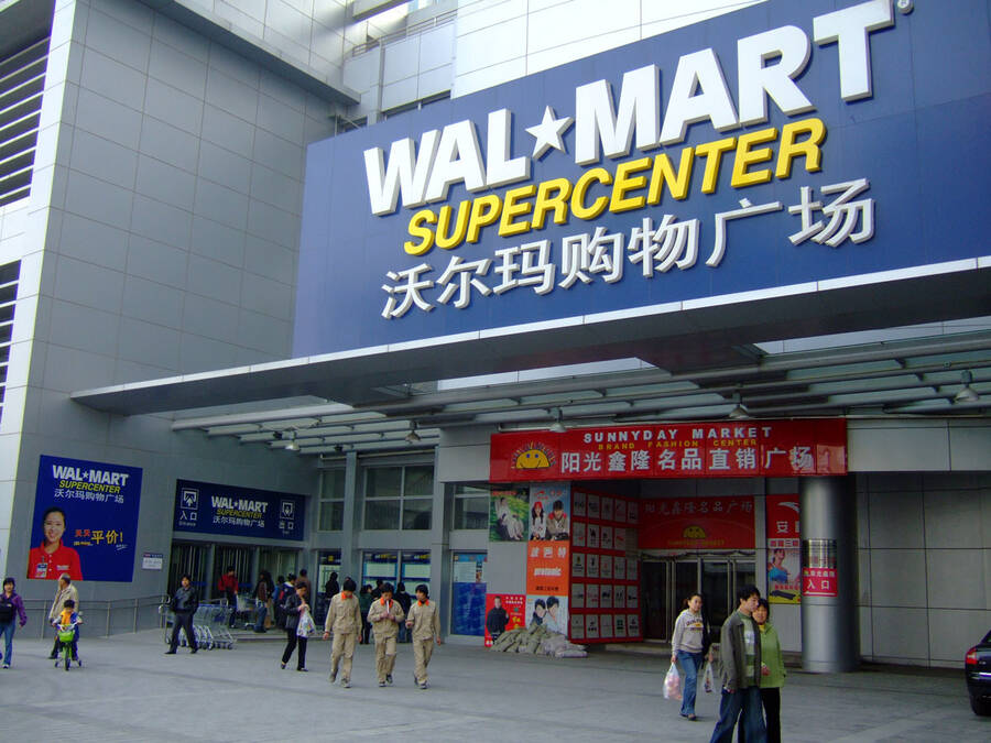 in-china-walmart-is-unionized-but-workers-have-no-power-on-the-job